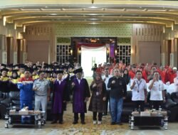 Maulana Wisudah 64 Lansia