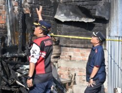 Maulana Tinjau Lokasi Kebakaran