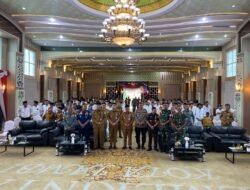 Maulana Kukuhkan Satlinmas