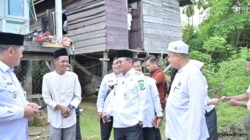 Wali Kota Maulana Berikan Bantuan Bedah Rumah Bagi Warga Seberang Kota Jambi