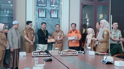Pemkot Jambi Serahkan Bantuan Bencana Sebesar 102 Juta .